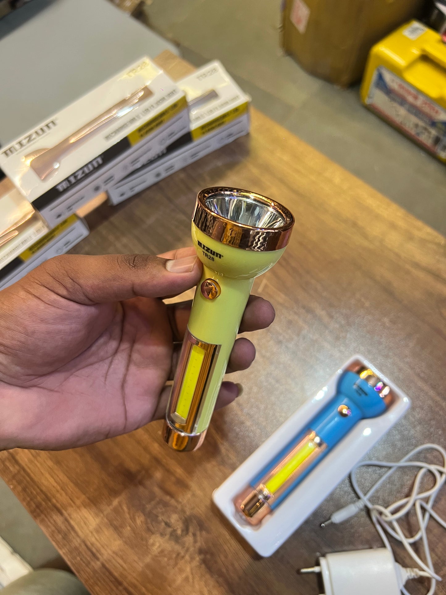 100W Compact LED Torch With 50W COB